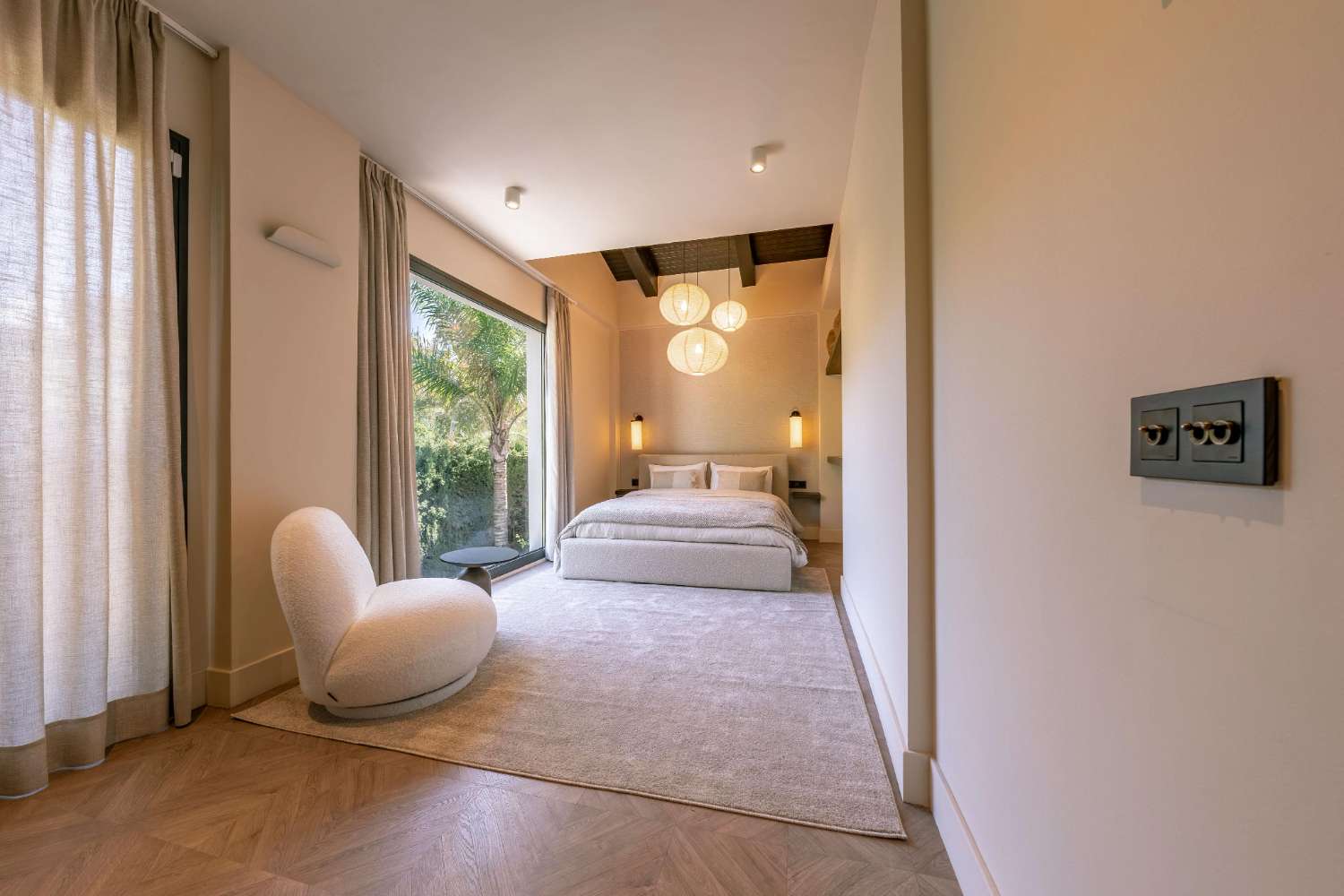 Villa for sale in Nueva Andalucia, Marbella. Recently renovated.