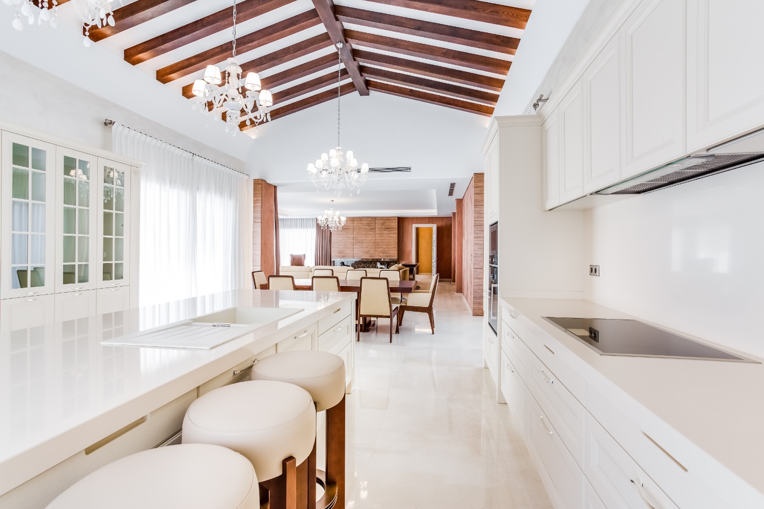 Вілла на продаж в Nueva Andalucía (Marbella)