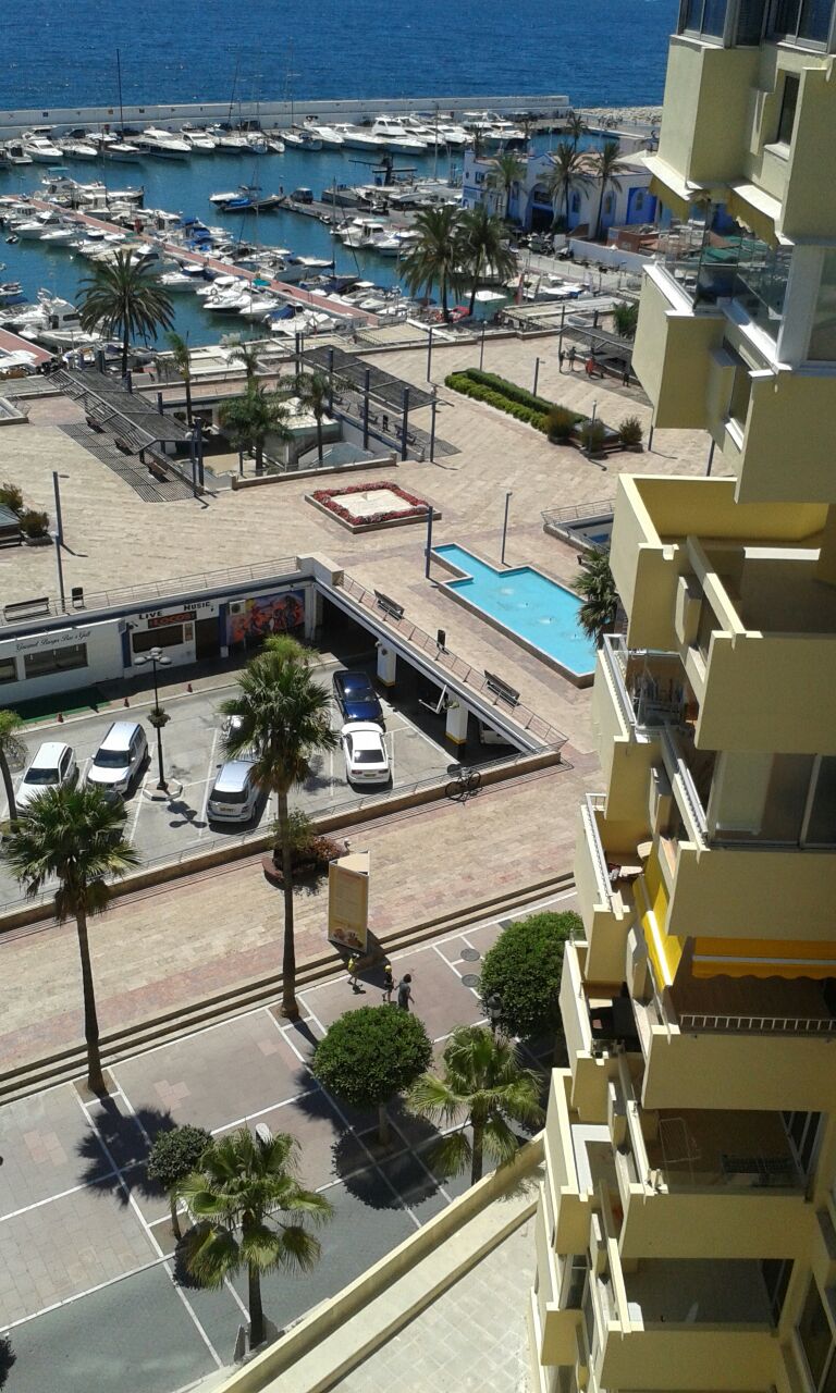 Apartamentua opor in Playa de la Fontanilla (Marbella)