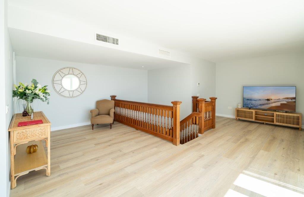 For Rent, Duplex Penthouse with Panoramic Sea views. Puerto Banus. Marbella.