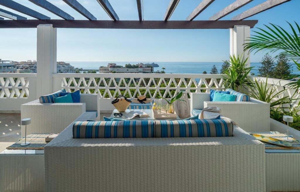 For Rent, Duplex Penthouse with Panoramic Sea views. Puerto Banus. Marbella.