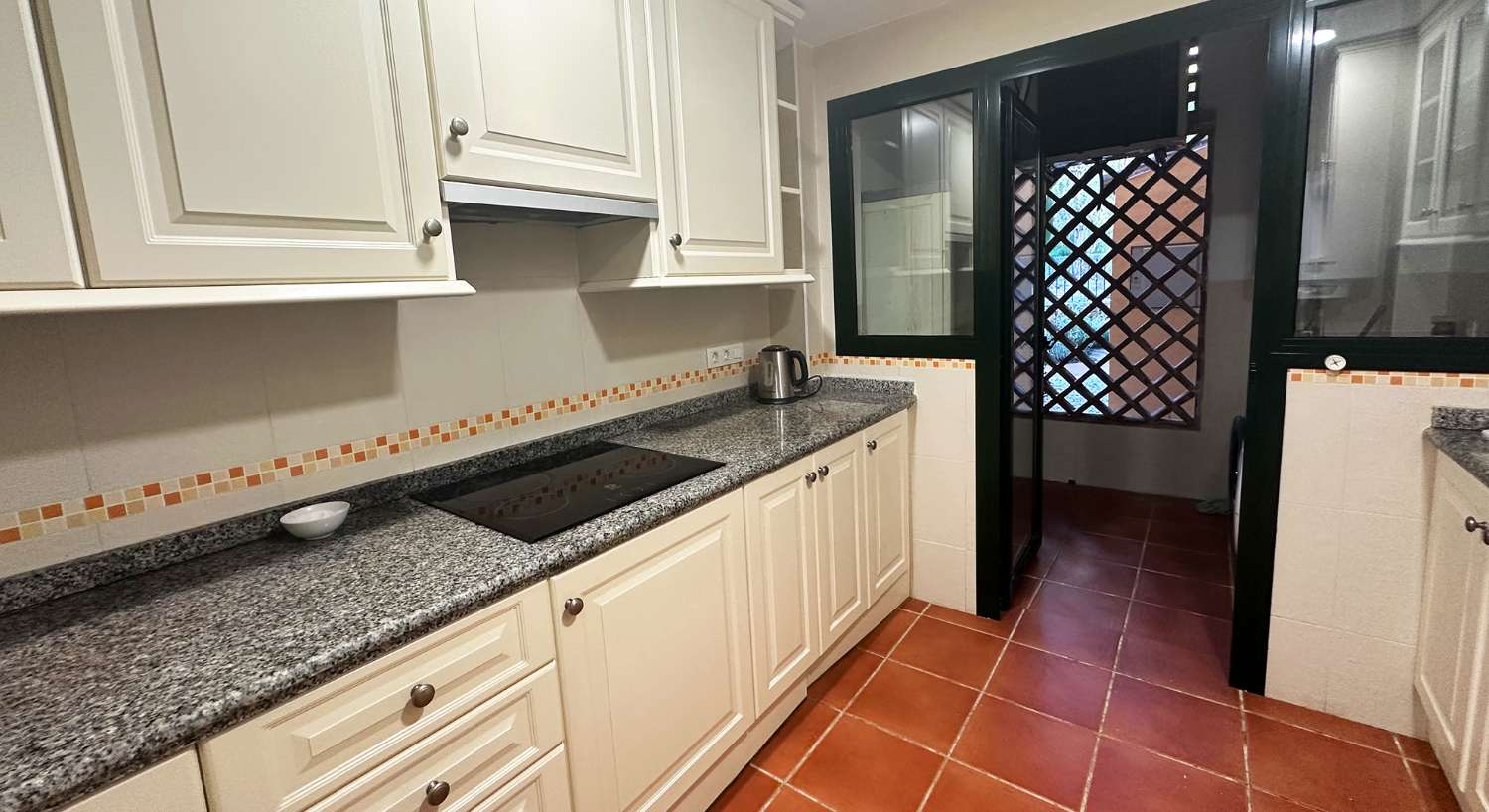 For sale. 3-bedroom apartment, in El Campanario, Estepona East.
