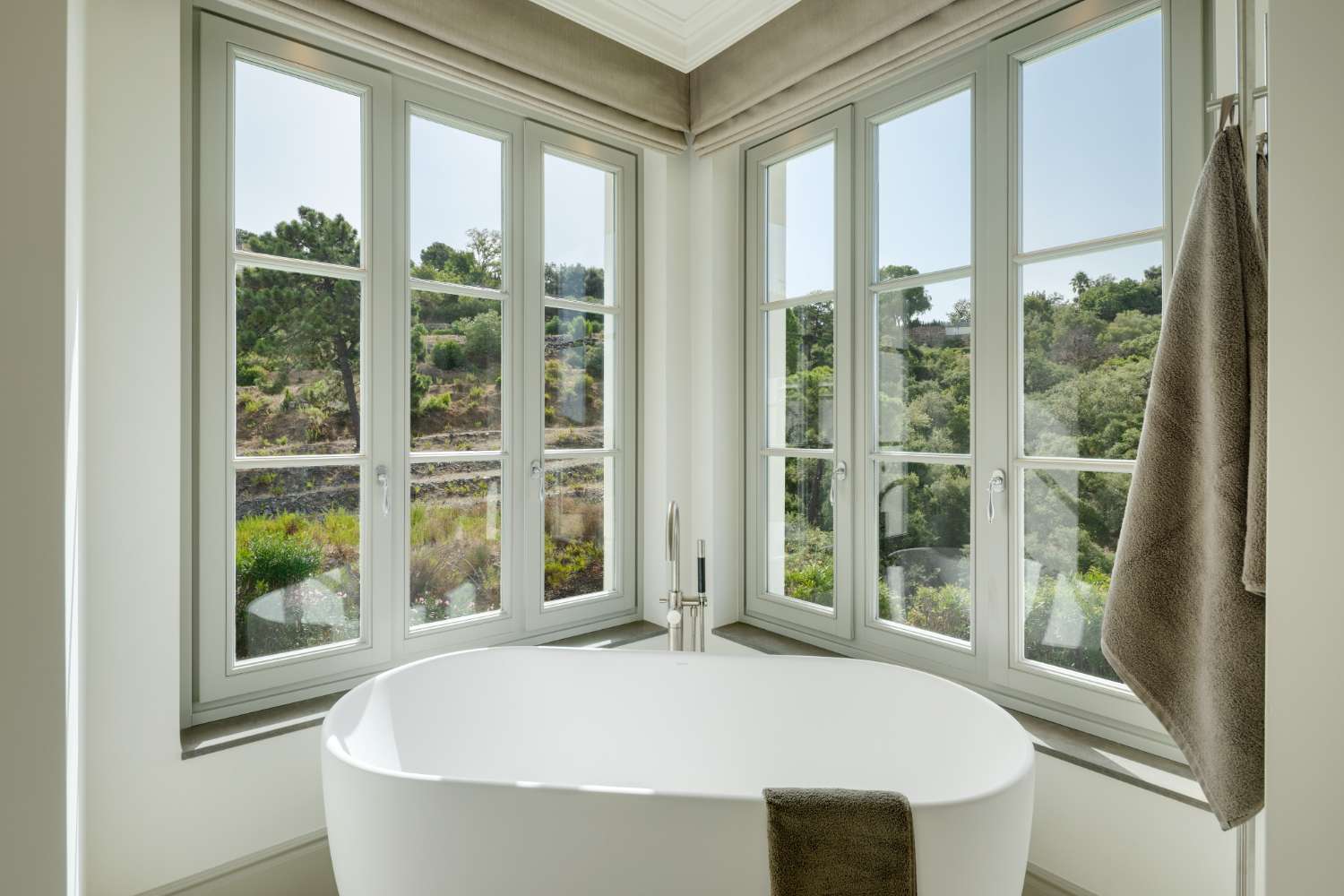 Te koop. Luxe villa in La Zagaleta, Benahavis, op een perceel van 3.852 m². Prijs: €8.000.000.