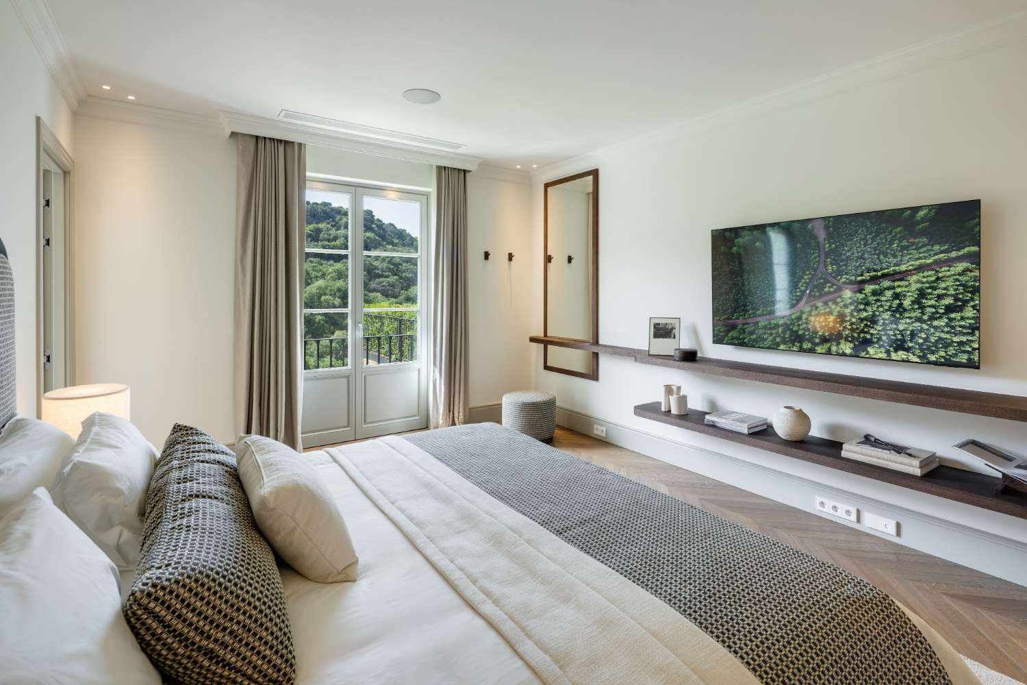 Te koop. Luxe villa in La Zagaleta, Benahavis, op een perceel van 3.852 m². Prijs: €8.000.000.