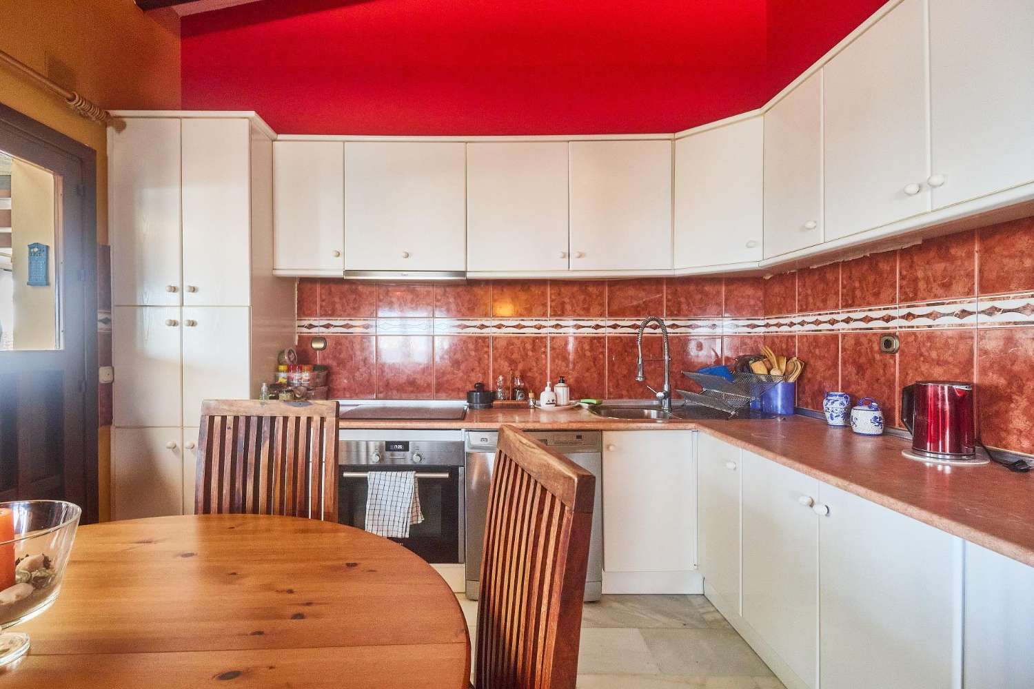 Na sprzedaż. Willa na jednym poziomie z 4 sypialniami i prywatnym basenem. Mijas.