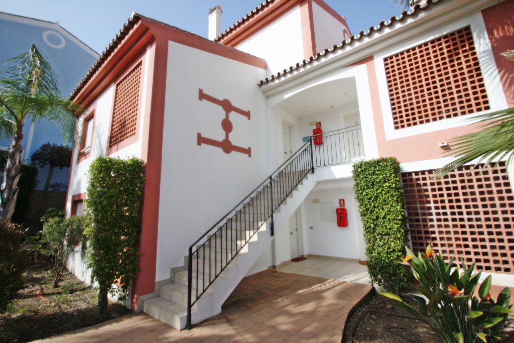 3 makuu huoneen duplex, erinomaisessa ylellisessä yhteisössä