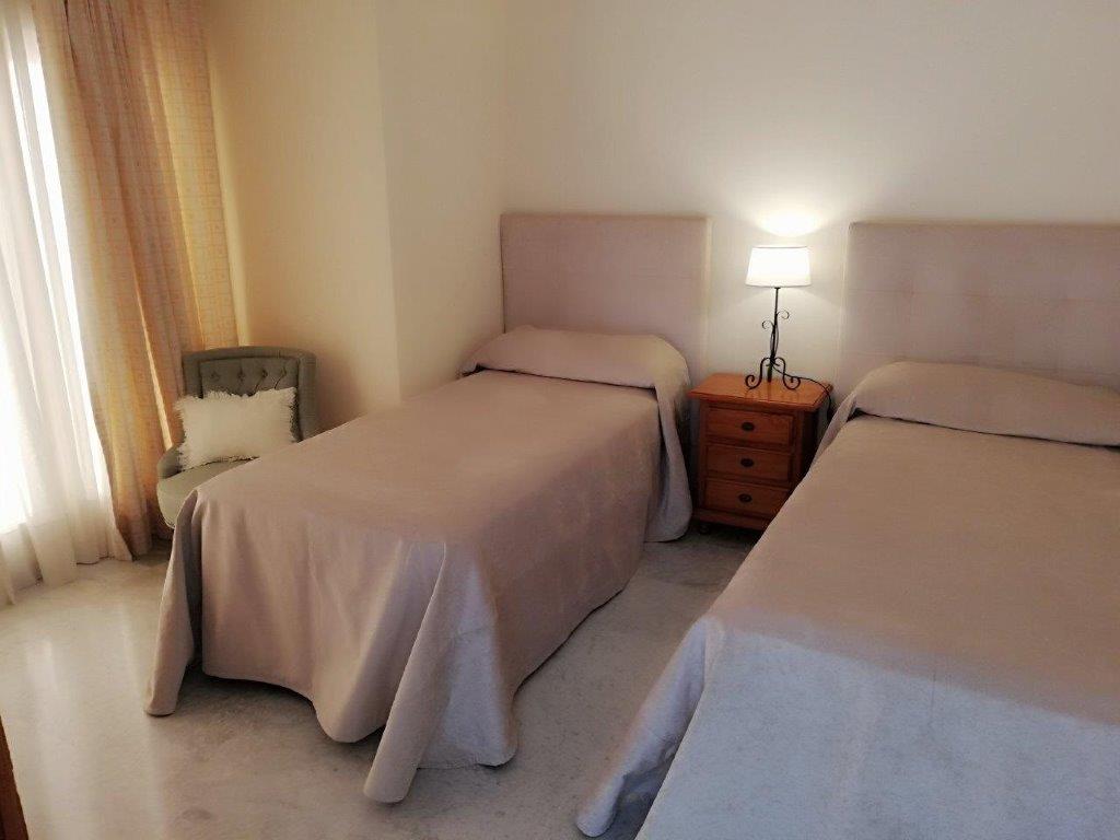 Large penthouse, with large terrace and wonderful views over Puerto Banus and to the distance some views to the sea.