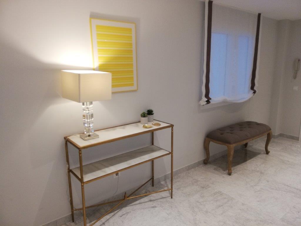 Wonderful fourth floor apartment of 148 m2 useful, facing south. Puerto Banus