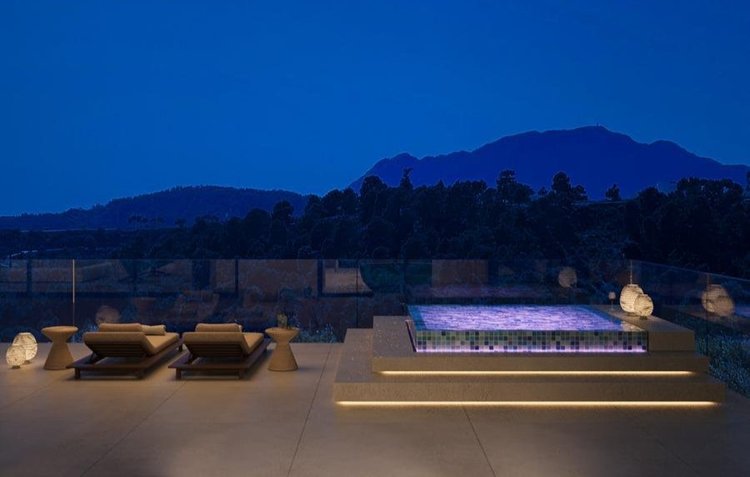 For sale. Exceptional New Build Villa. Front line golf, in Benahavis.
