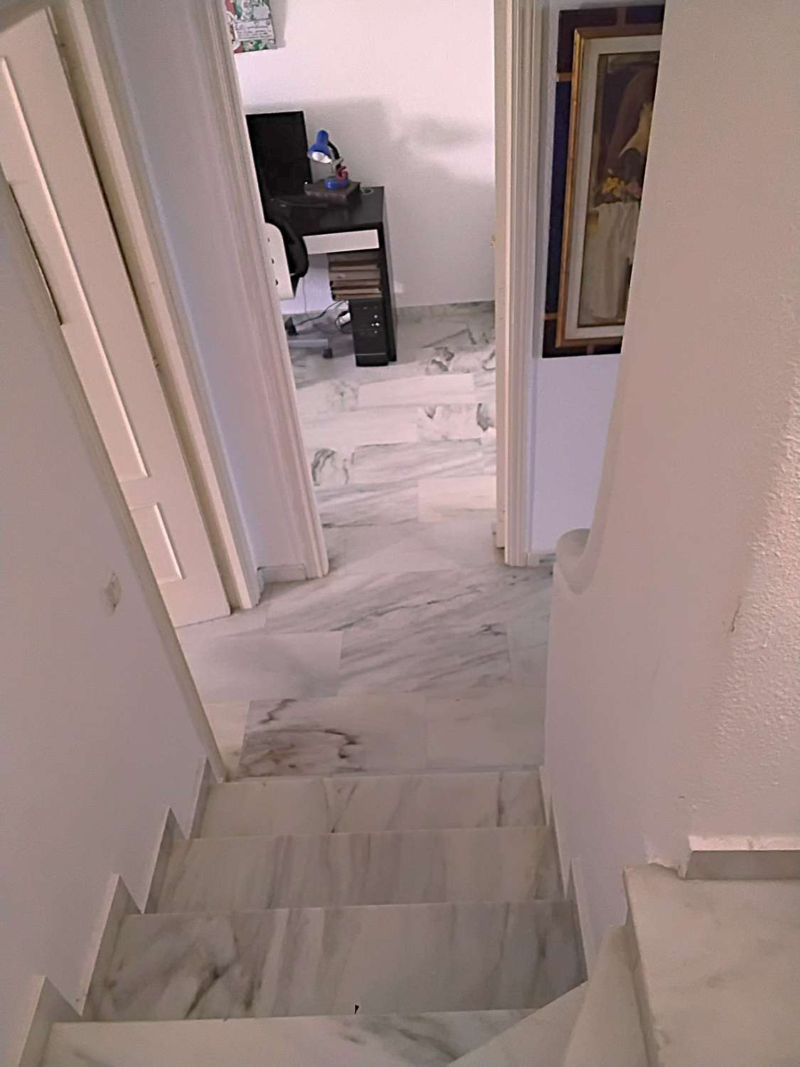 Na prodej středomořský dvojdom, s 5 ložnicemi v Bel-Air, Cancelada. Estepona.