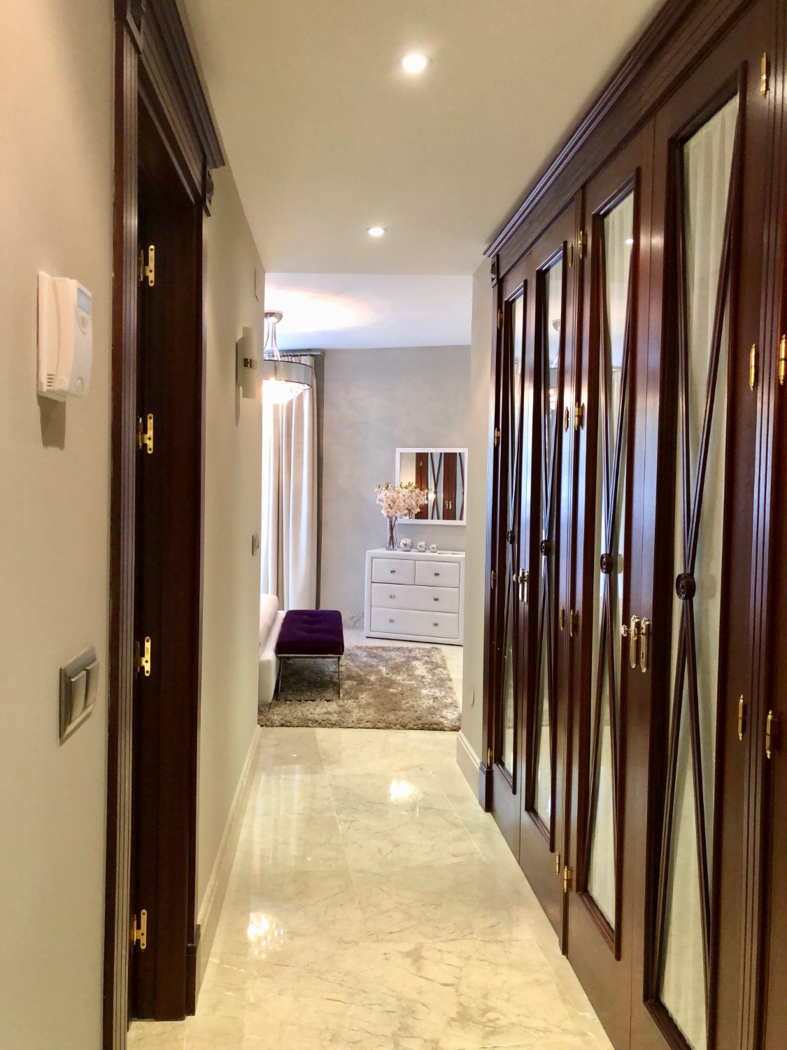 Completamente arredato e arredato, prima linea della spiaggia. Complesso di lusso. Marbella.