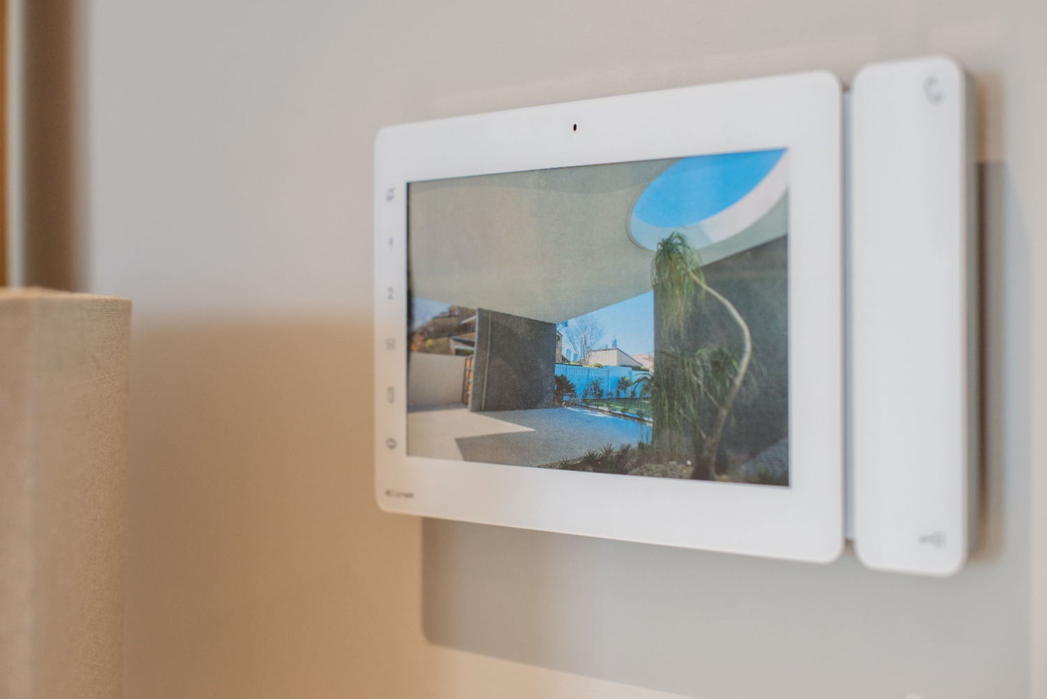 Independent access, Private pool and garden, 4 parking. Absolutely wonderful Penthouse. Benahavis.