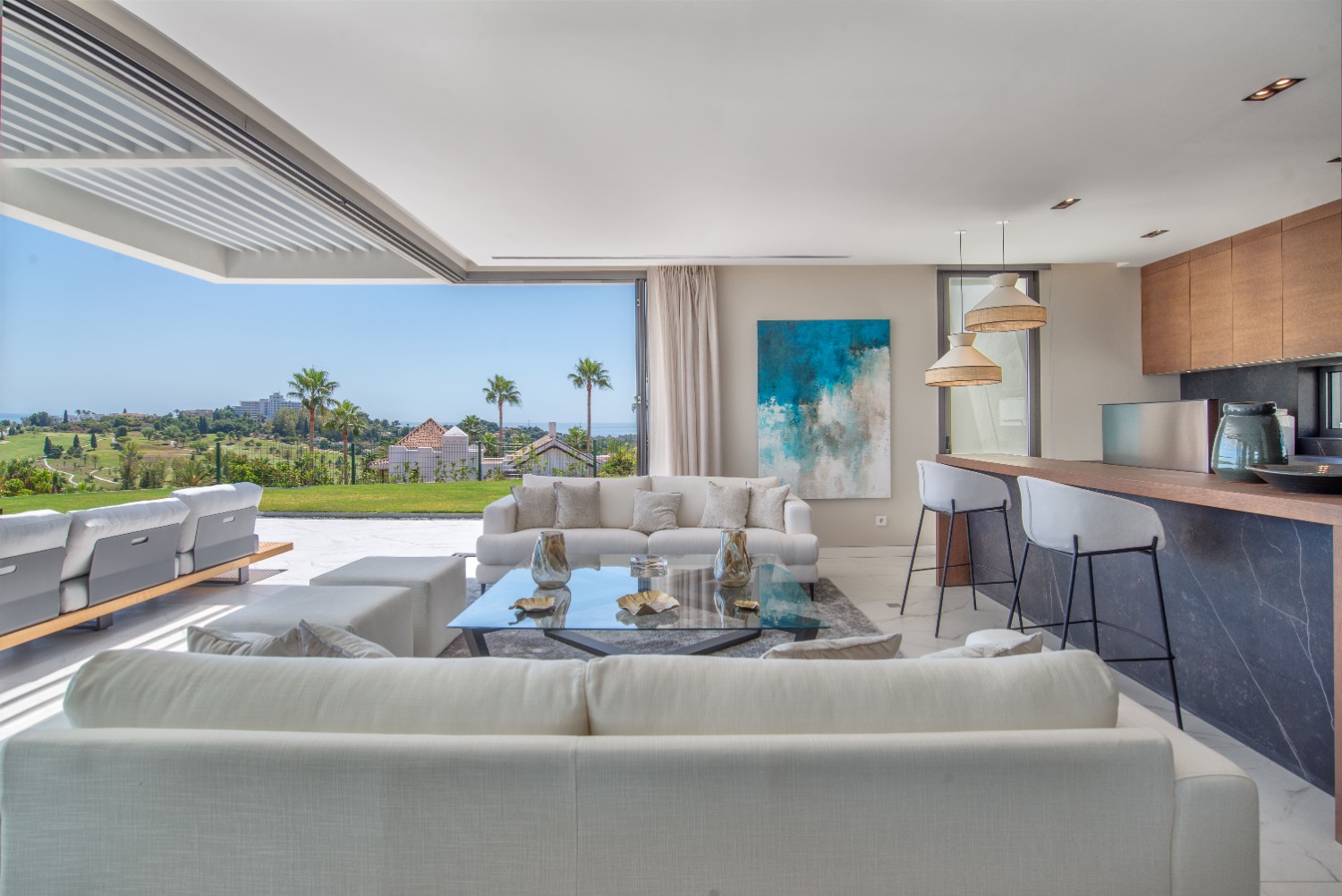 Independent access, Private pool and garden, 4 parking. Absolutely wonderful Penthouse. Benahavis.